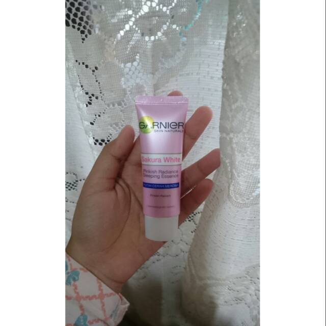 (PRELOVED) GARNIER SAKURA NIGHT CREAM