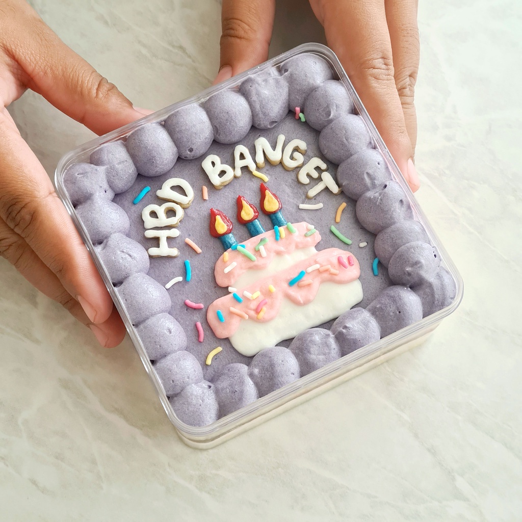 

Korean dessert box / cake box birthday cake