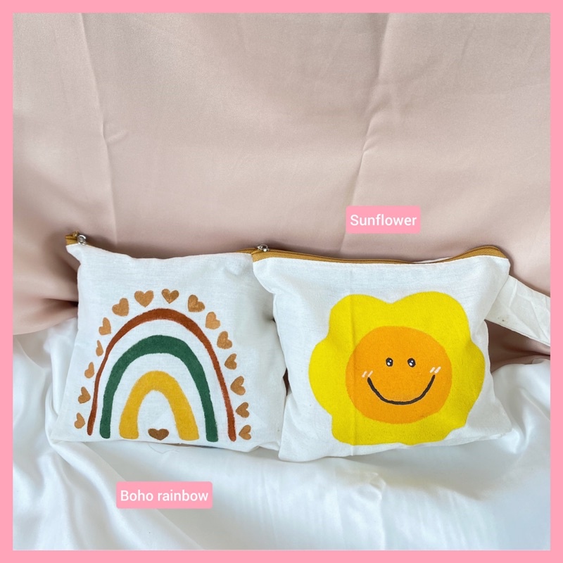 POUCH AESTHETIC Painting Homemade Serbaguna | Pouch Make Up, Skincare, Mukena Travelling, Alat Mandi, Tempat Pensil dll.