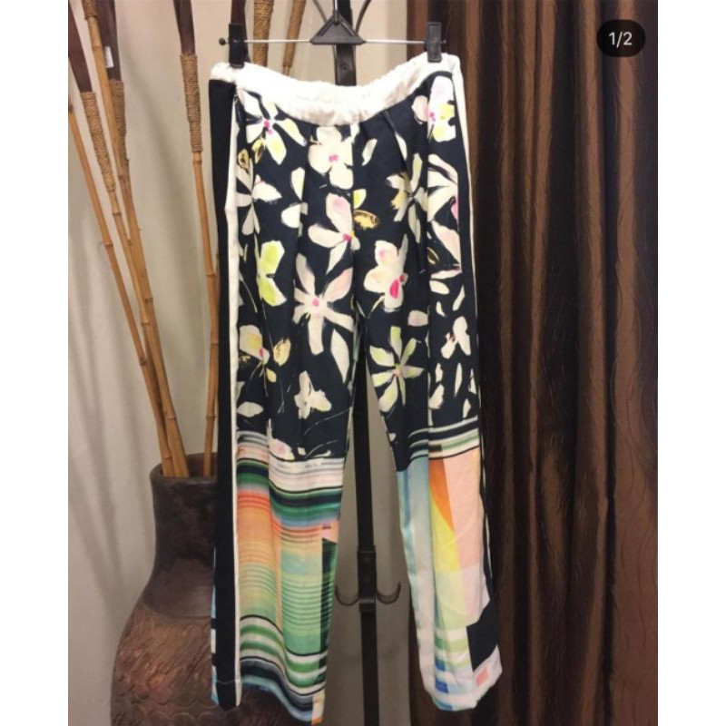 Clover canyon size m/l IDR 150rb