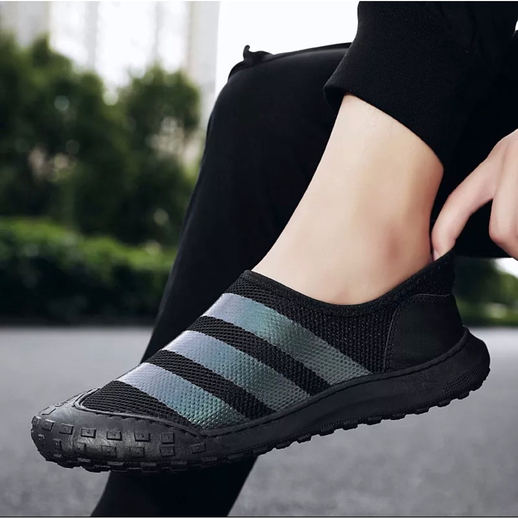 Sepatu slip on shoe sepatu pria tanpa tali sepatu sneakers import bisa untuk jalan dan kerja model simple sepatu TRINSET