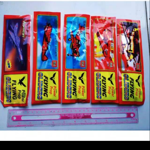 Mainan pesawat gabus