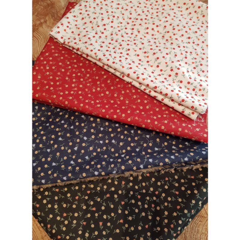 Kain Katun Jepang Tokai Senko Motif Bunga Kecil Ditsy TS029 [Min. Beli 1 Meter]