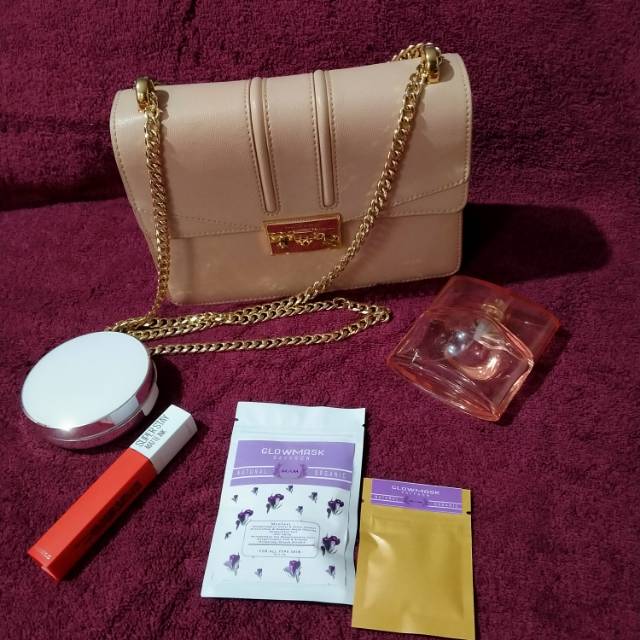 Masker wajah saffron