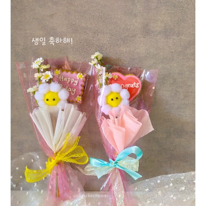 

Pompom bouquet / korean bouquet / cookie bouquet