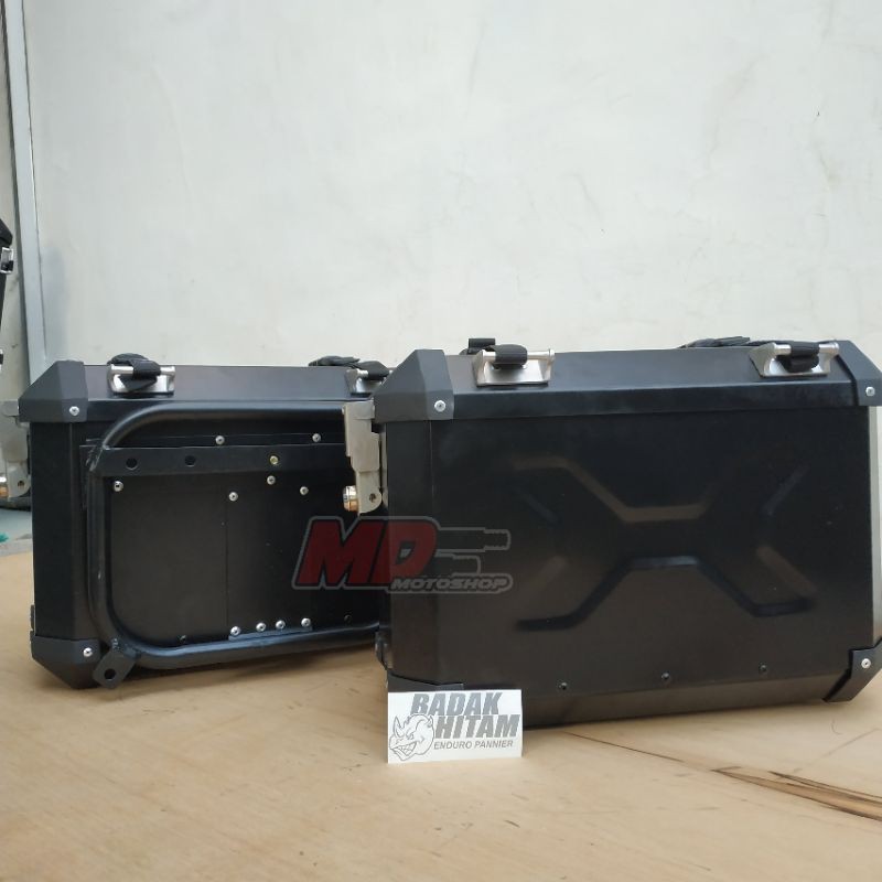 Badak Hitam Side Box Pannier Aluminium Box Samping Motor 24 Liter