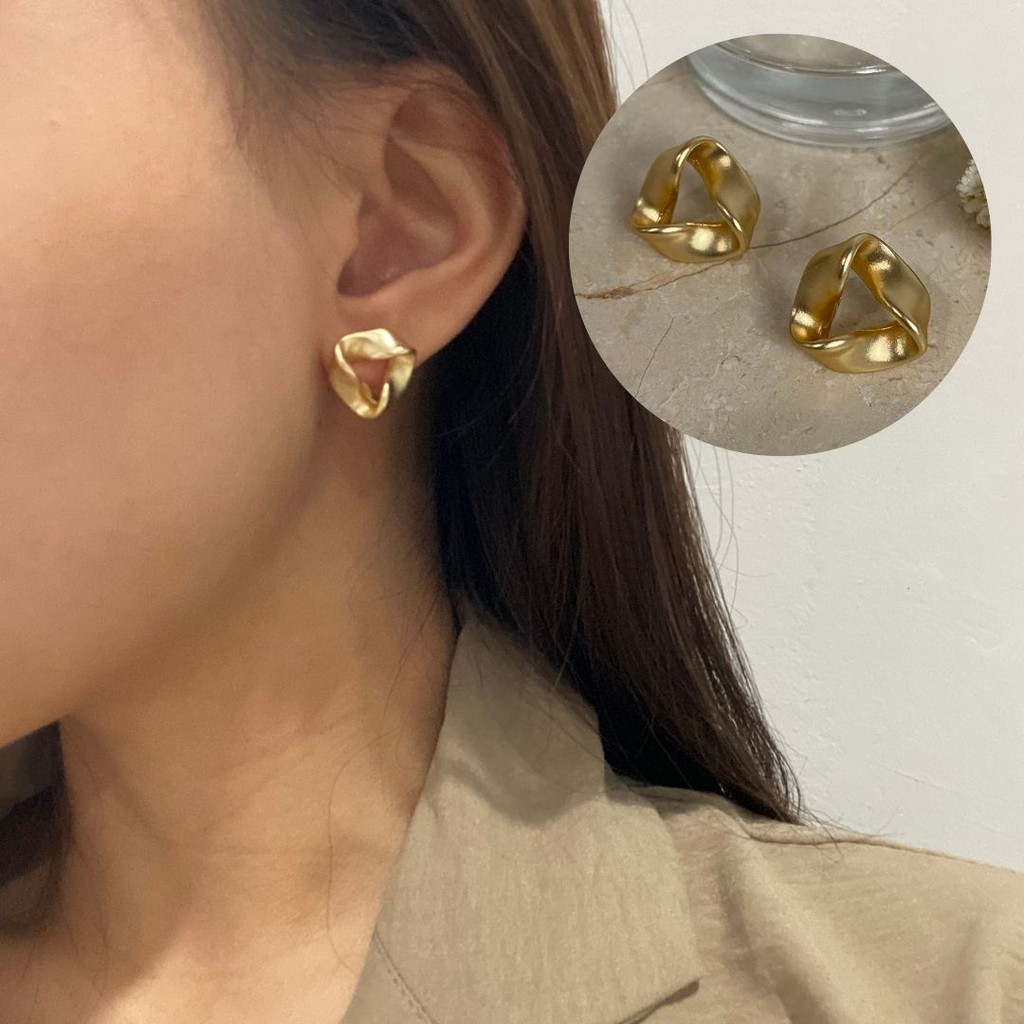 Gianna Earrings / Aksesoris Anting Wanita Anting Korea Murah / Fashion Earrings / Anting Rantai / Chain Earrings / Anting Bunga / Anting Mutiara