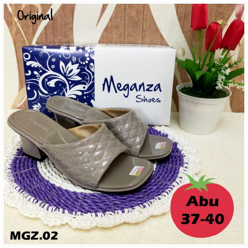 Heels sandal by Meganza Shoes