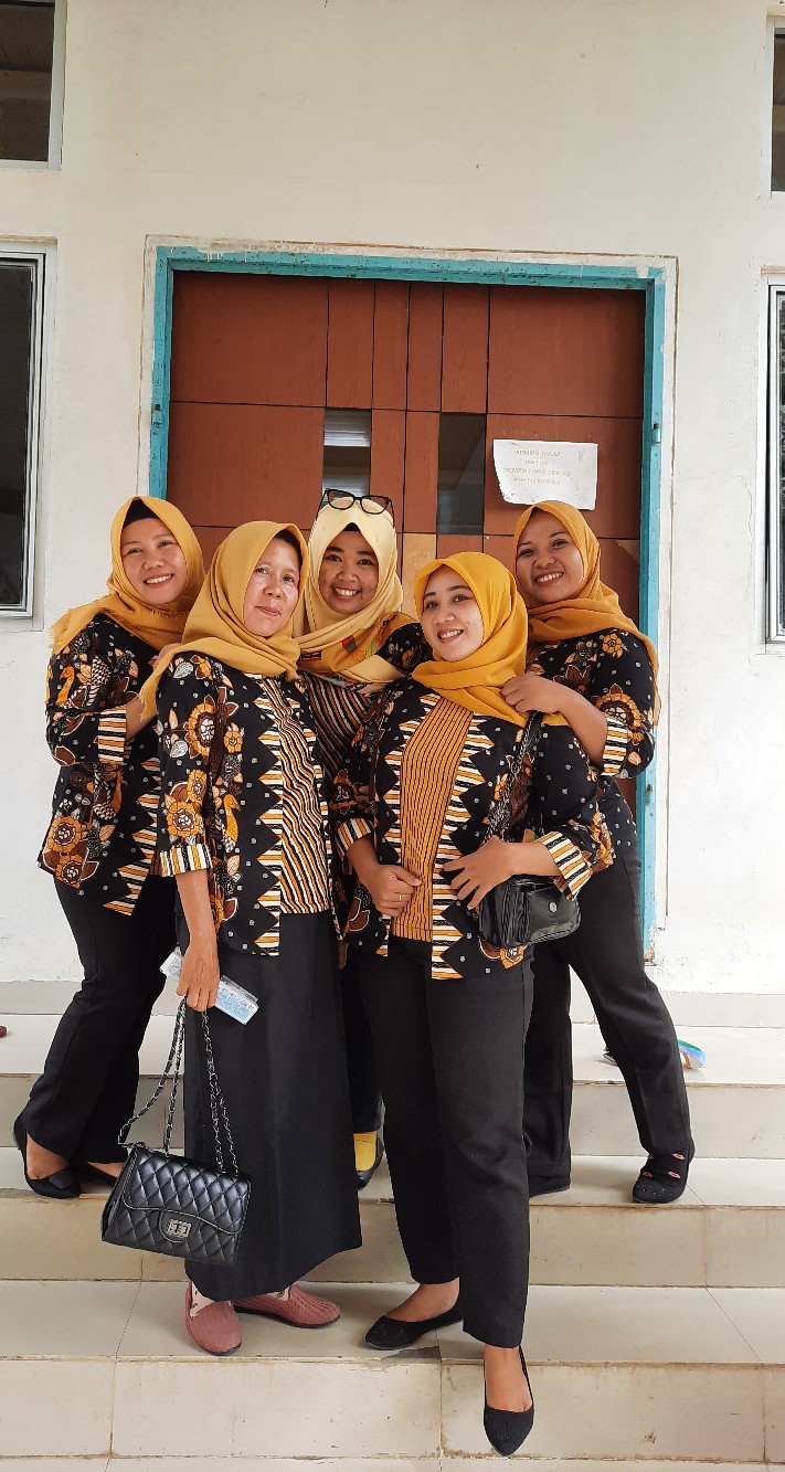 Mia - Busan Blouse Batik Wanita