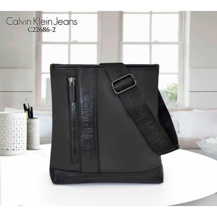 Tas Selempang CALVIN KLEIN JEANSC 22686-2 CVB 15 Batam impor original fashion branded reseller sale