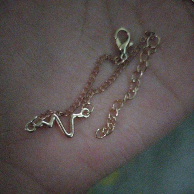 Gelang  Couple Simple Import Korea Heart Beat MA309   Gelang  Couple Simple Import Korea Heart Beat MA309