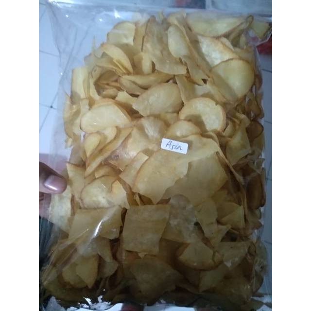 

Cemilan Kripik singkong cocok di makan di waktu senggang