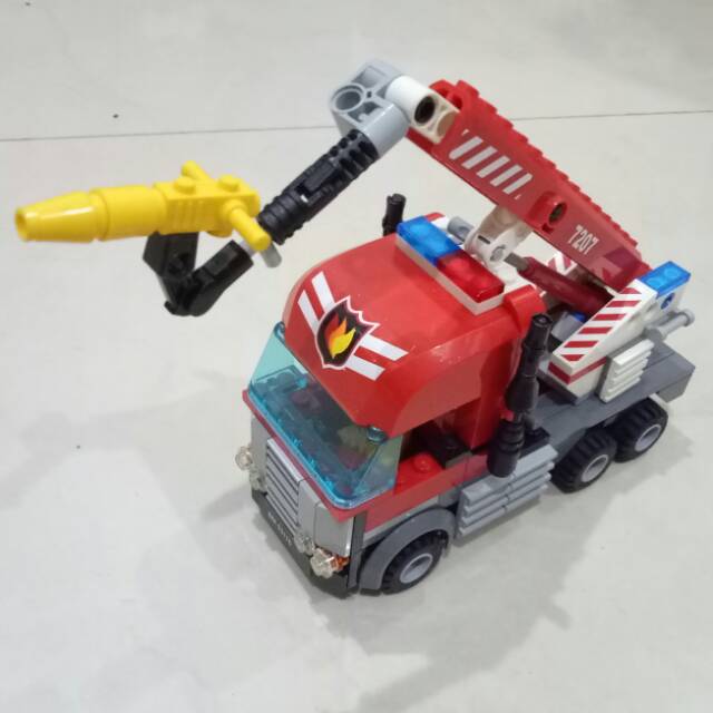 Lego mobil pemadam kebakaran fire truck truk ori original asli curah