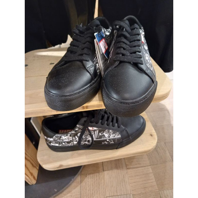 PULL & BEAR ORI SALE Sepatu Sneakers Kets Disney Marvel Mickey Hitam Putih Polos Pria Wanita