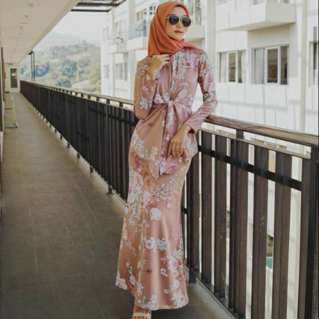 Malikha series by kinarasacrves set kurung