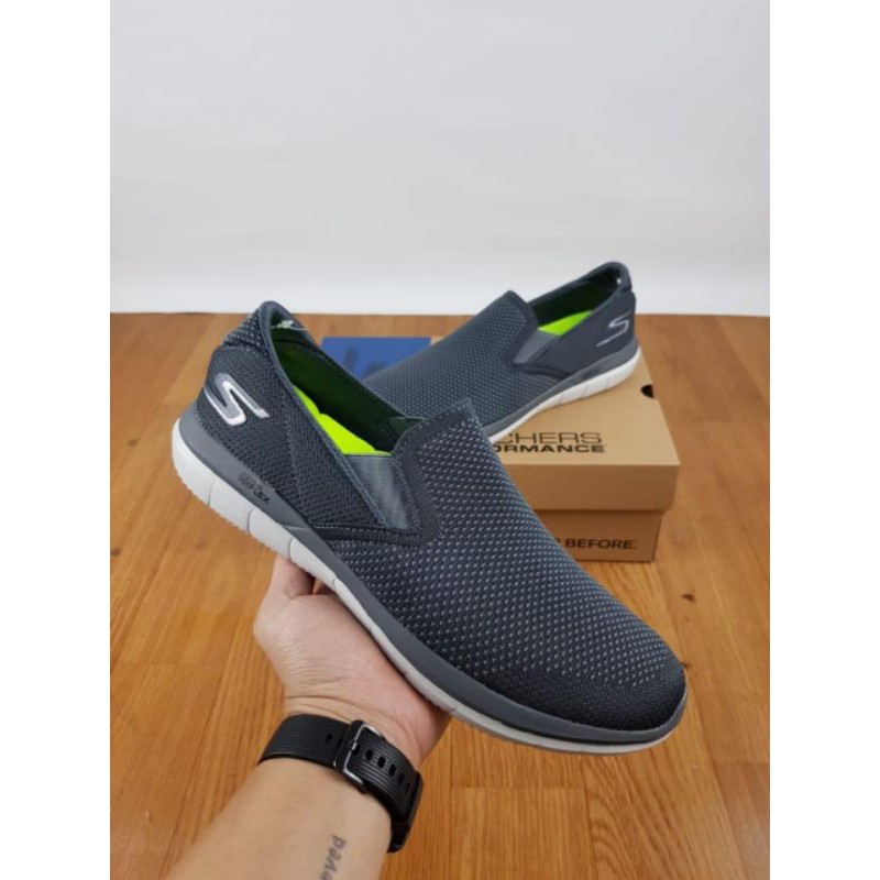 Sepatu Skechers Pria Go Flex Manuver Original