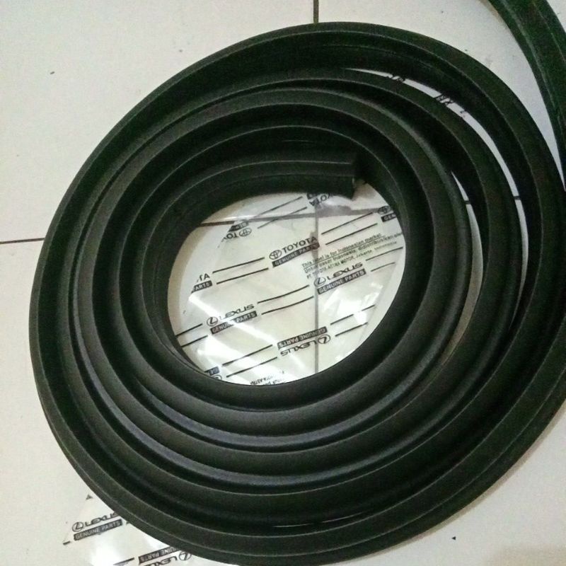 KARET BAGASI PINTU MOBIL TOYOTA AVANZA XENIA ORIGINAL