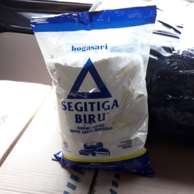 

Tepung Terigu Segitiga Biru 1kg