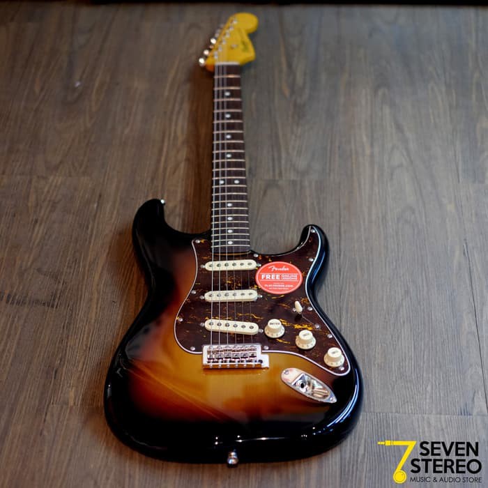Squier Classic Vibe Stratocaster 60s 3 Tone Sunburst