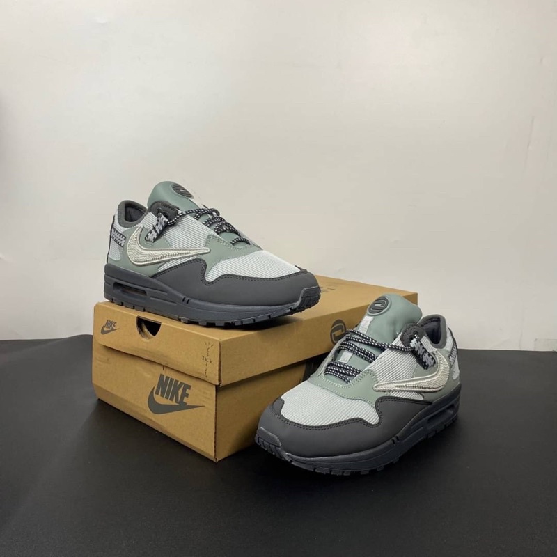 Nike air max 1 travisscott grey