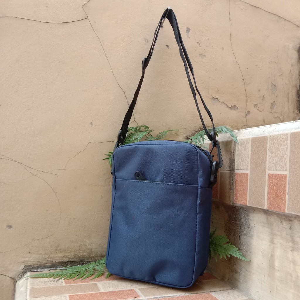 Tas Selempang Nevy-Polos