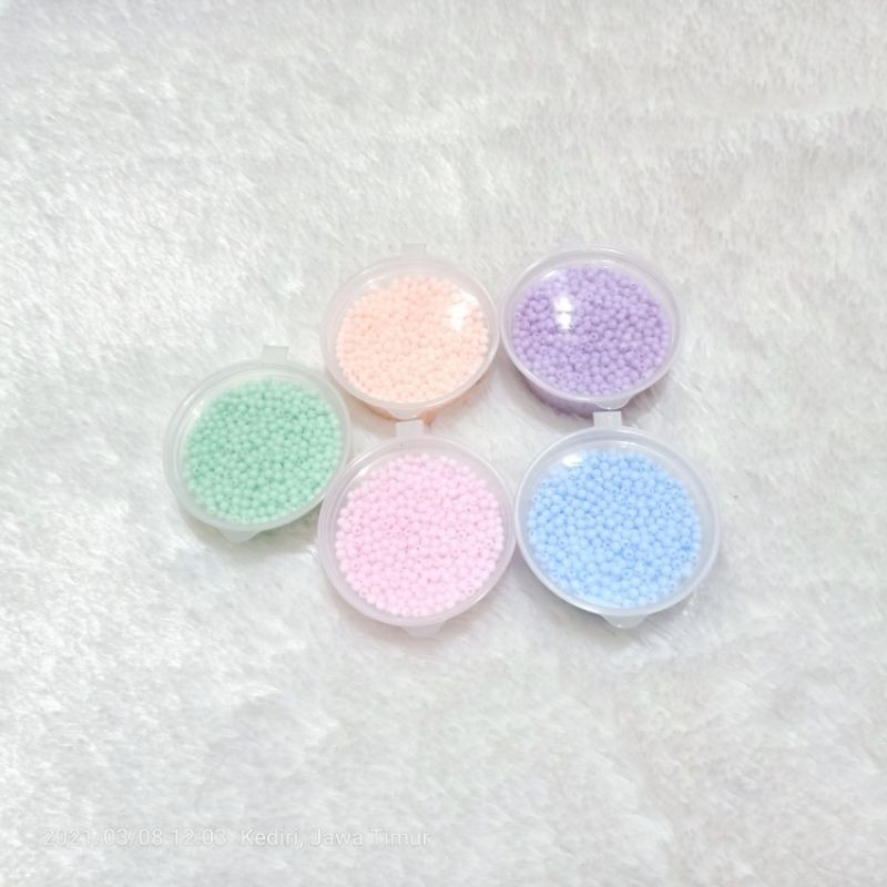 Manik kapur 3 mm (part II) gold, mutiara dan silver, utk strap masker, konektor masker