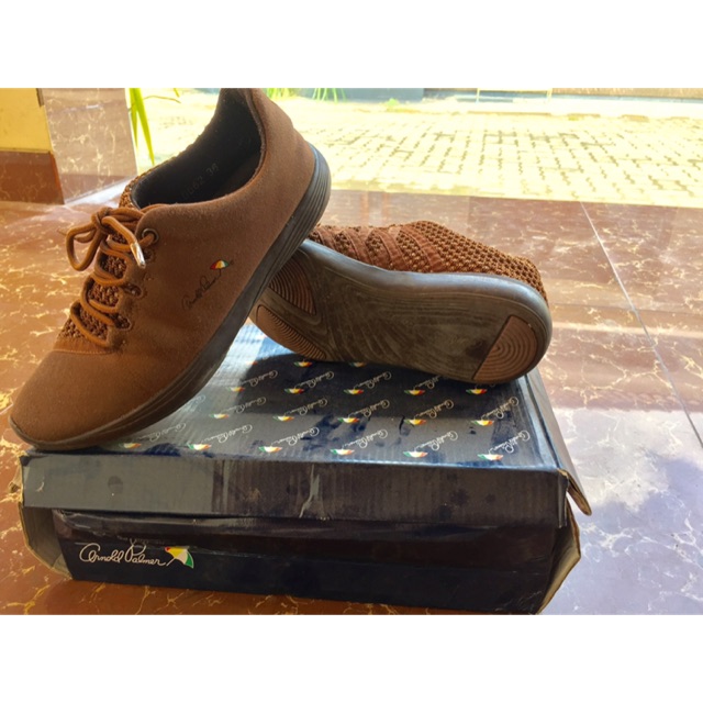 Sepatu preloved arnold palmer