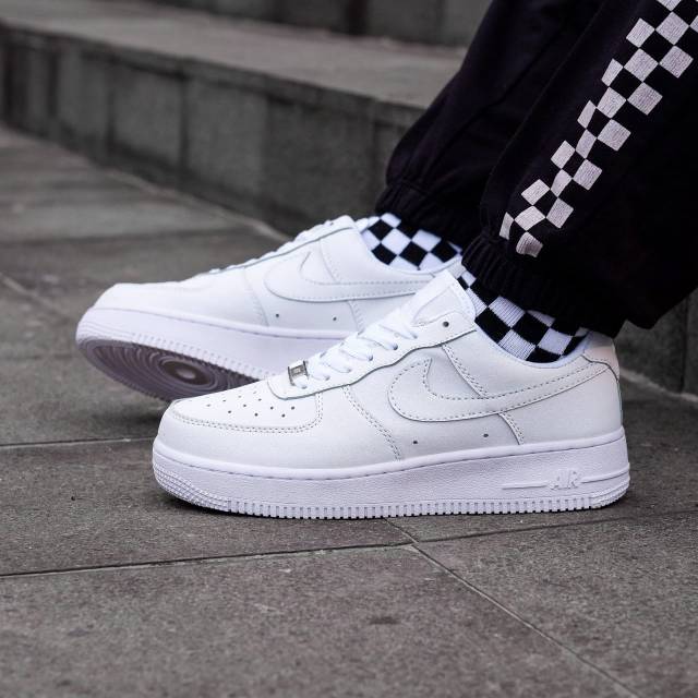 SEPATU NIKE AF1 TRIPLE WHITE Original BNIB
