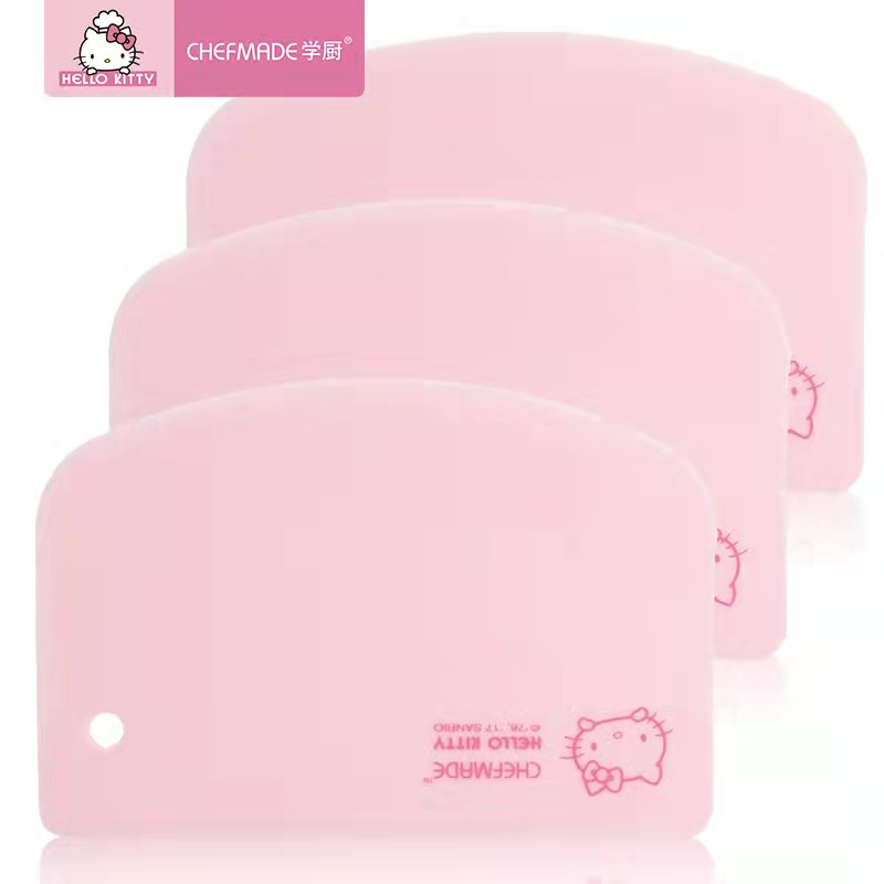 Hello Kitty Chefmade KT7005 Dough Cutter Scraper Plastic Pisau Pemotong Adonan Roti Plastik Warna Pink