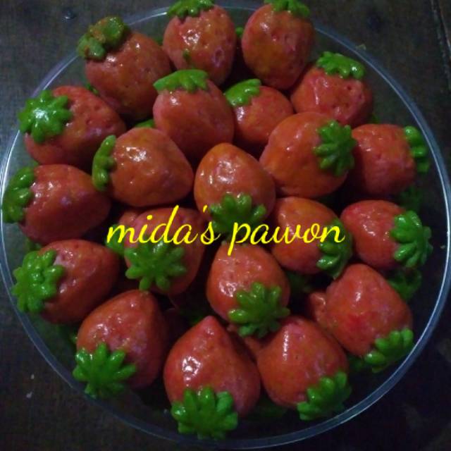 

Nastar karakter strawberry