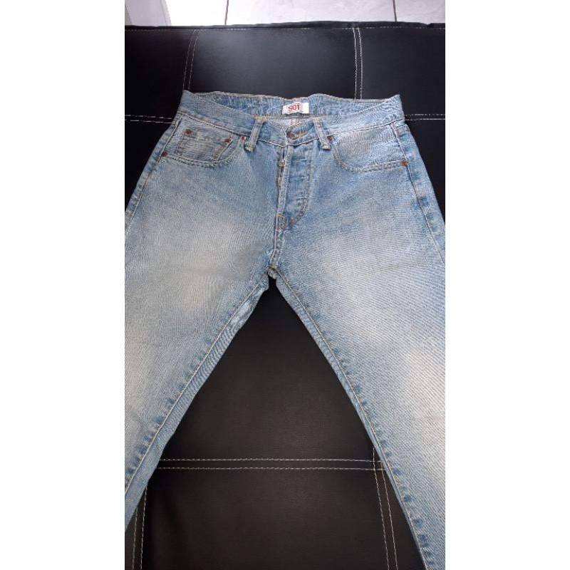 levis 501 & chinos