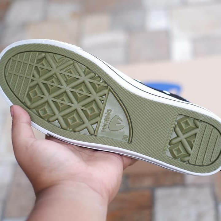 Sepatu Ventela BTS 70s Low Black White Original Sepatu Sekolah Sneakers Casual Pria Wanita Ventella