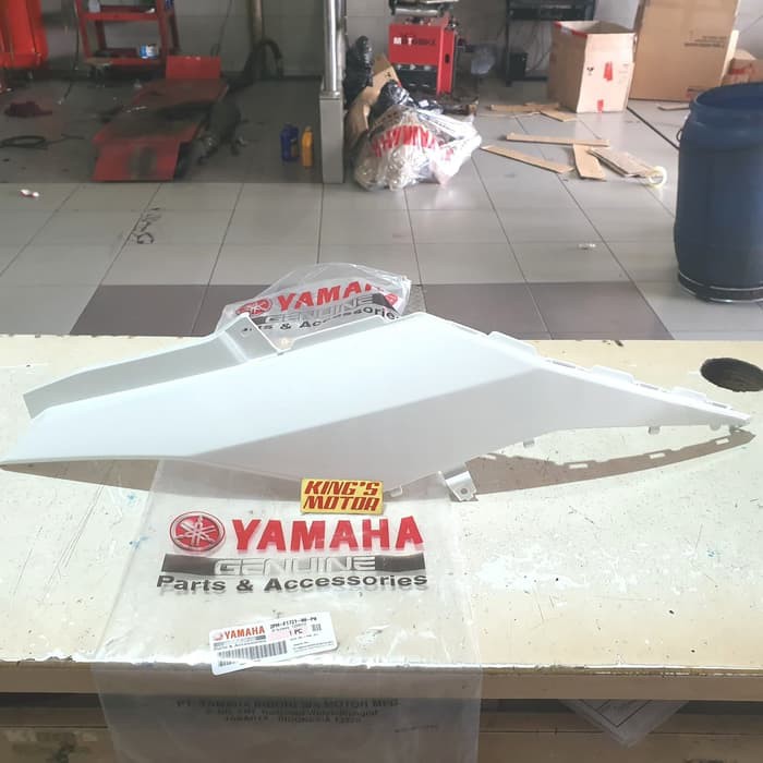 COVER BODY MIO M3, S, Z PUTIH (2PH-P0) ASLI YAMAHA