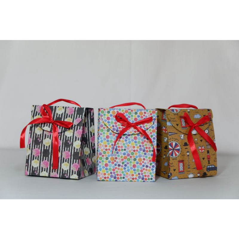 

kotak kado motif / bungkus kado unik / kotak hadiah ulang tahun anak