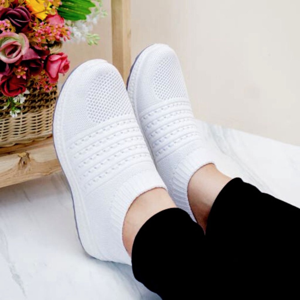 GMY Sepatu Sneakers wanita Flyknit Import wanita Antislip Soft Canvas Slip On sneakers slip on wanit