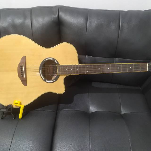 Gitar Yamaha Apx500ii Akustik Elektrik Bekas