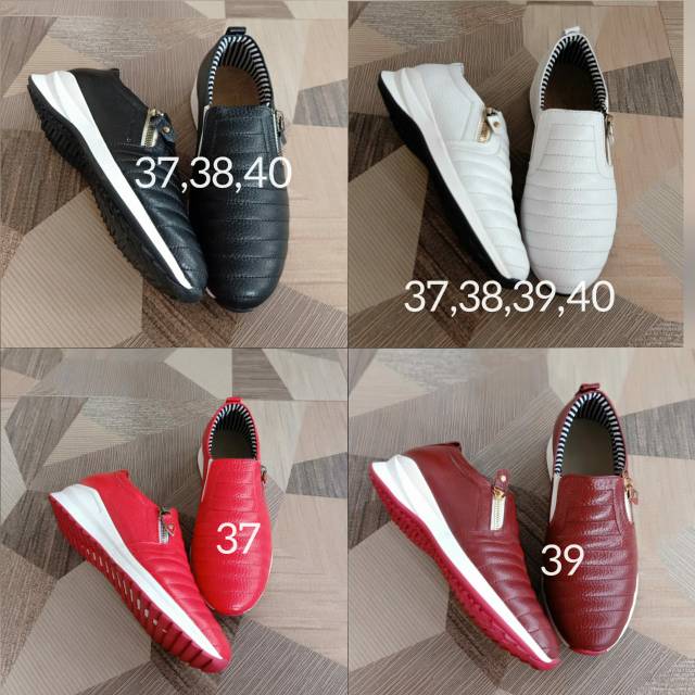 Sepatu sport kulit asli