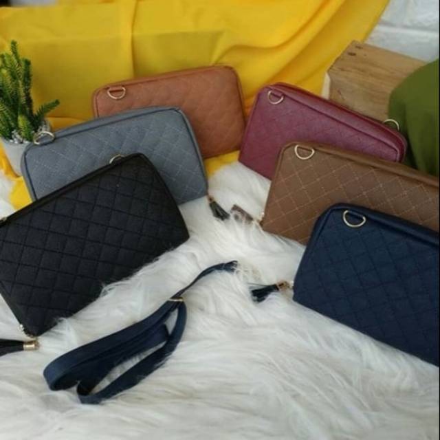 Tas selempang wanita