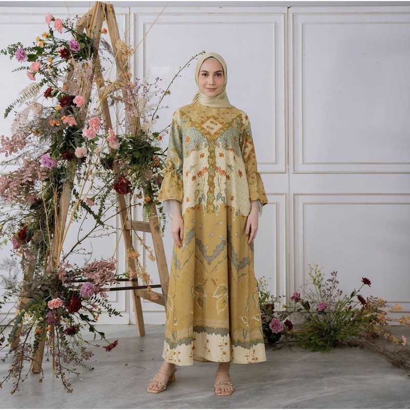 Ready stock siap kirim Maharani dress mustard by Geulis size S