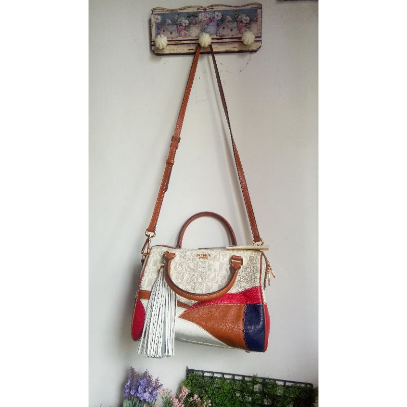 Tas BONIA Speedy Putih monogram