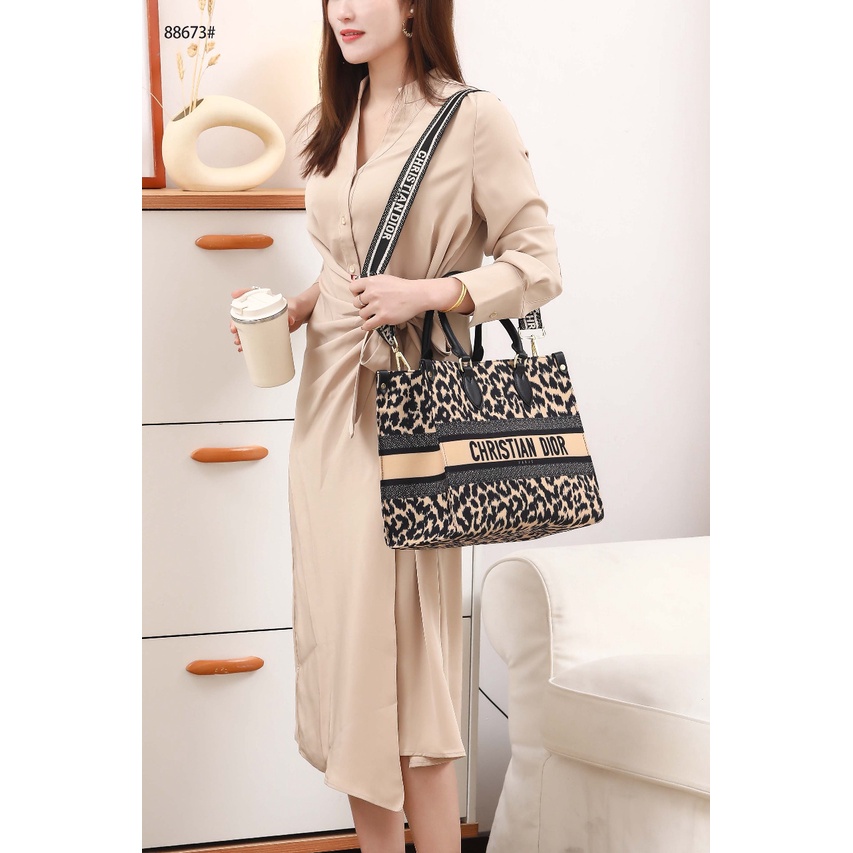 DR Tote Bag 88673