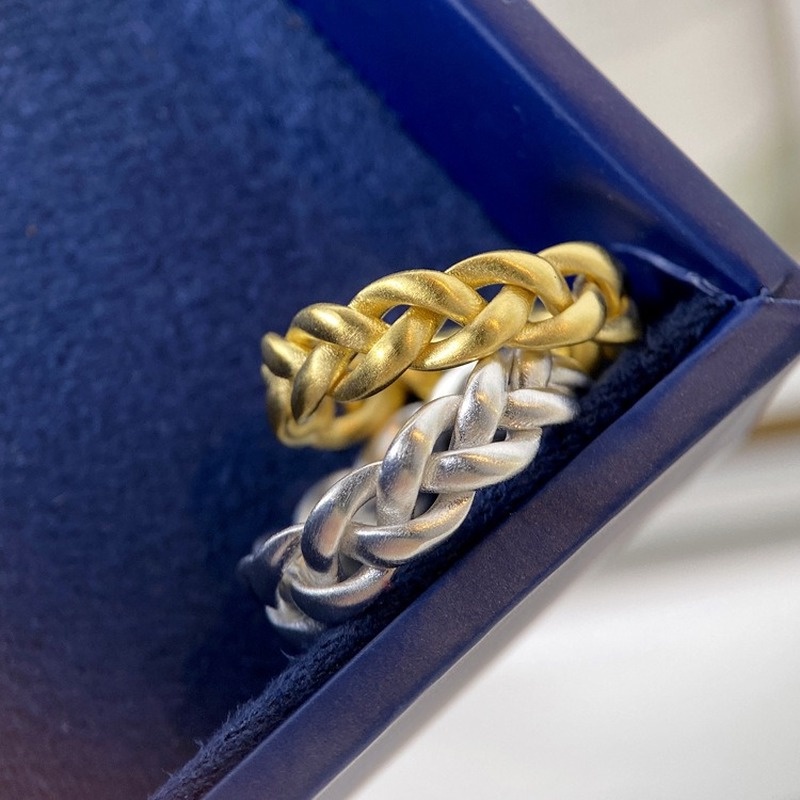 Japanese Entry Lux Woven Twisted Index Finger Ring