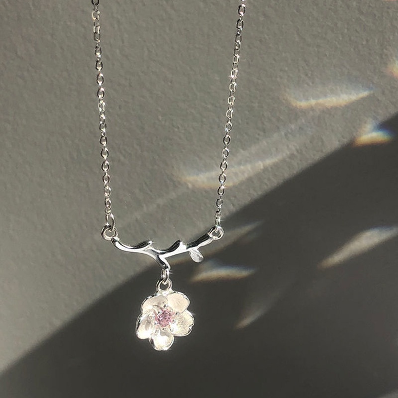 Anting Tusuk Desain Bunga Sakura Gaya Korea Untuk Wanita