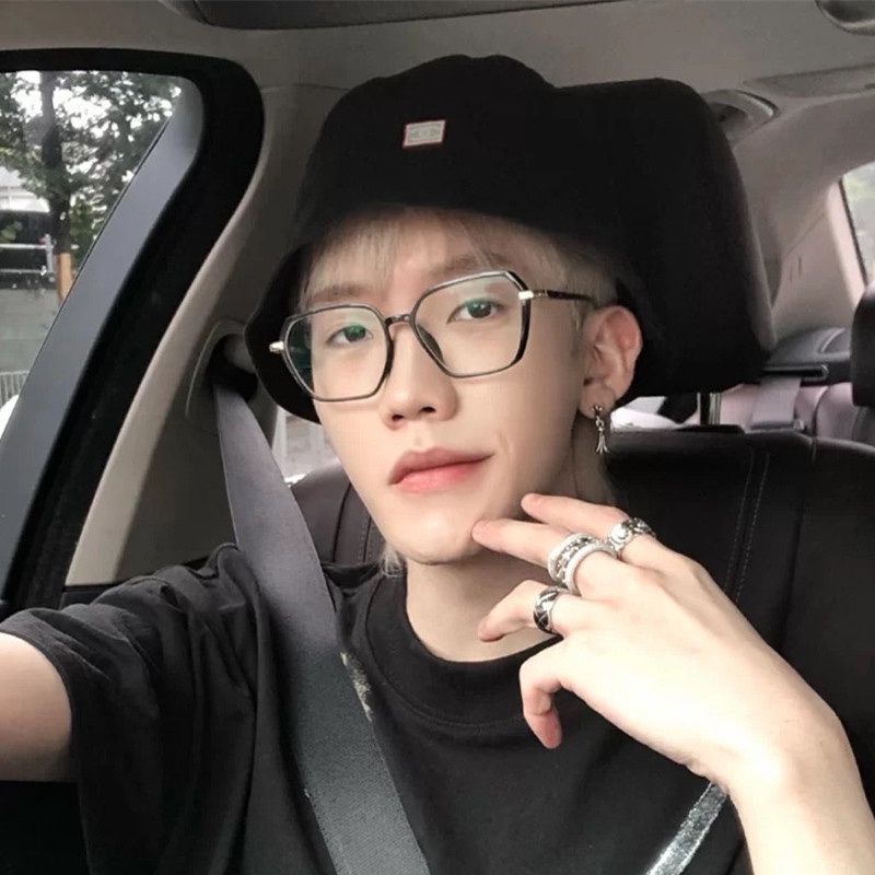 (YUZHU) COD INS Fashion Irregular Anti Blue Light Kacamata Pria Versi Korea Bingkai Besar Kacamata Datar Wanita