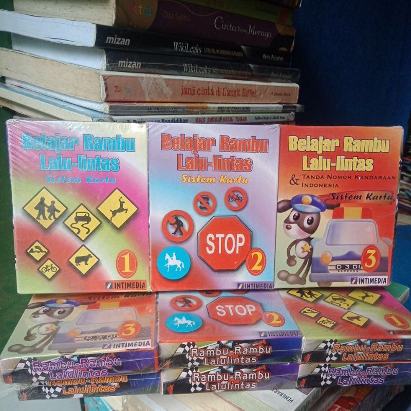 Buku Kartu Anak: Belajar Rambu Lalu Lintas
