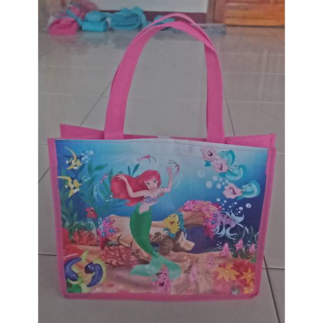

tas souvenir ulang tahun goodie bag mermaid