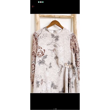 aleza label dress preloved