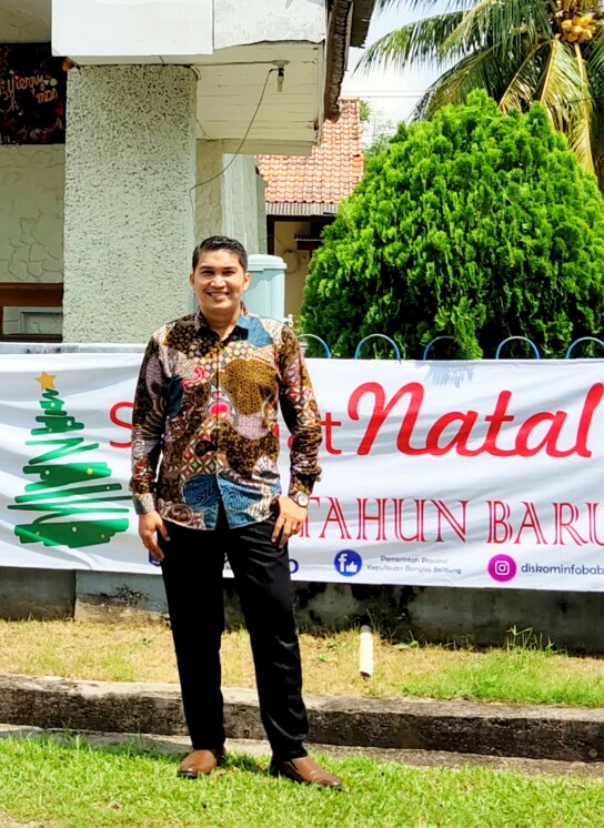 Batik Pria Lengan Panjang Slim Fit Kemeja Sogan Batik Solo Modern