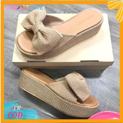 YM 15 wedges sandal Vita wanita