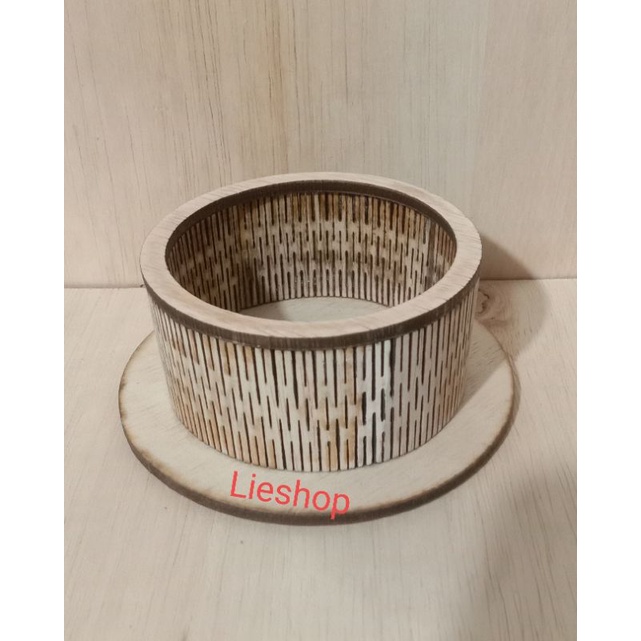 Tempat makan landak mini / hedgehog